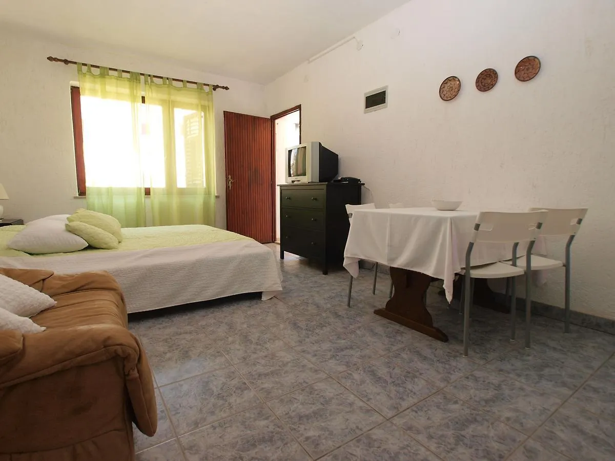 Apartments Marija 85 Fažana 0*,
